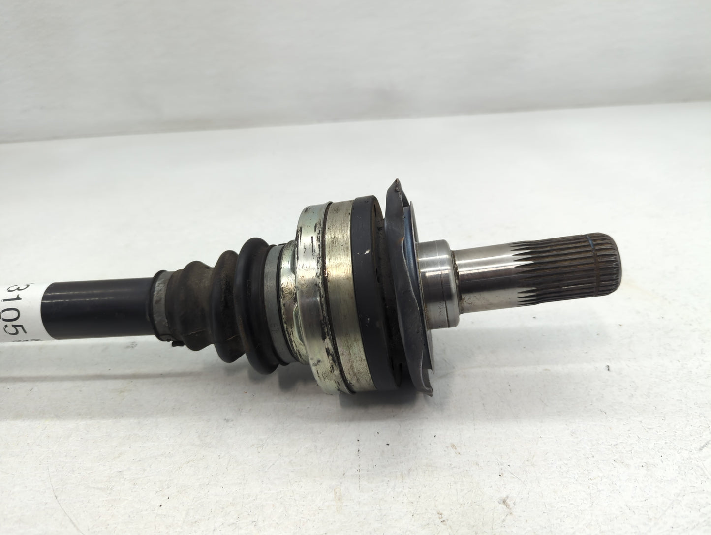 2006-2008 Bmw 750i Axle Shaft Front Passenger Cv C/v - Oemusedautoparts1.com