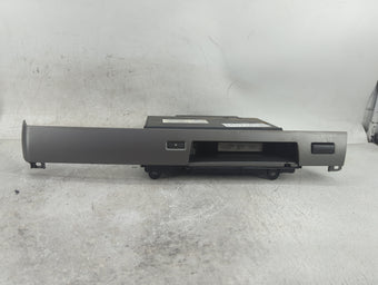 compare product Bmw 750li Radio Cd Changer 65.12-9133082-01|8364931