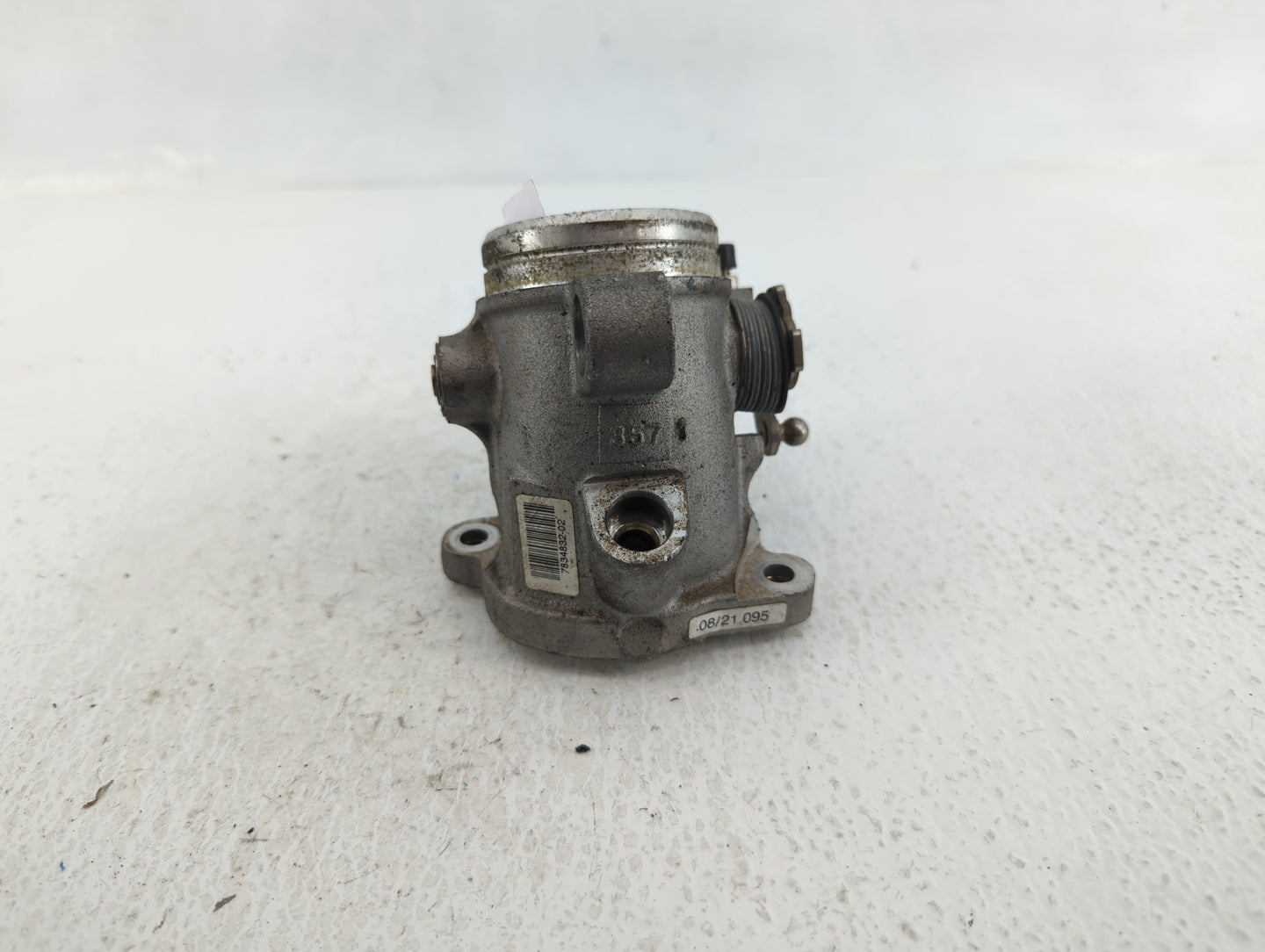 2006-2010 Bmw M6 Throttle Body P/N:7834788 01 Fits Fits 2006 2007 2008 2009 2010 OEM Used Auto Parts - Oemusedautoparts1.com