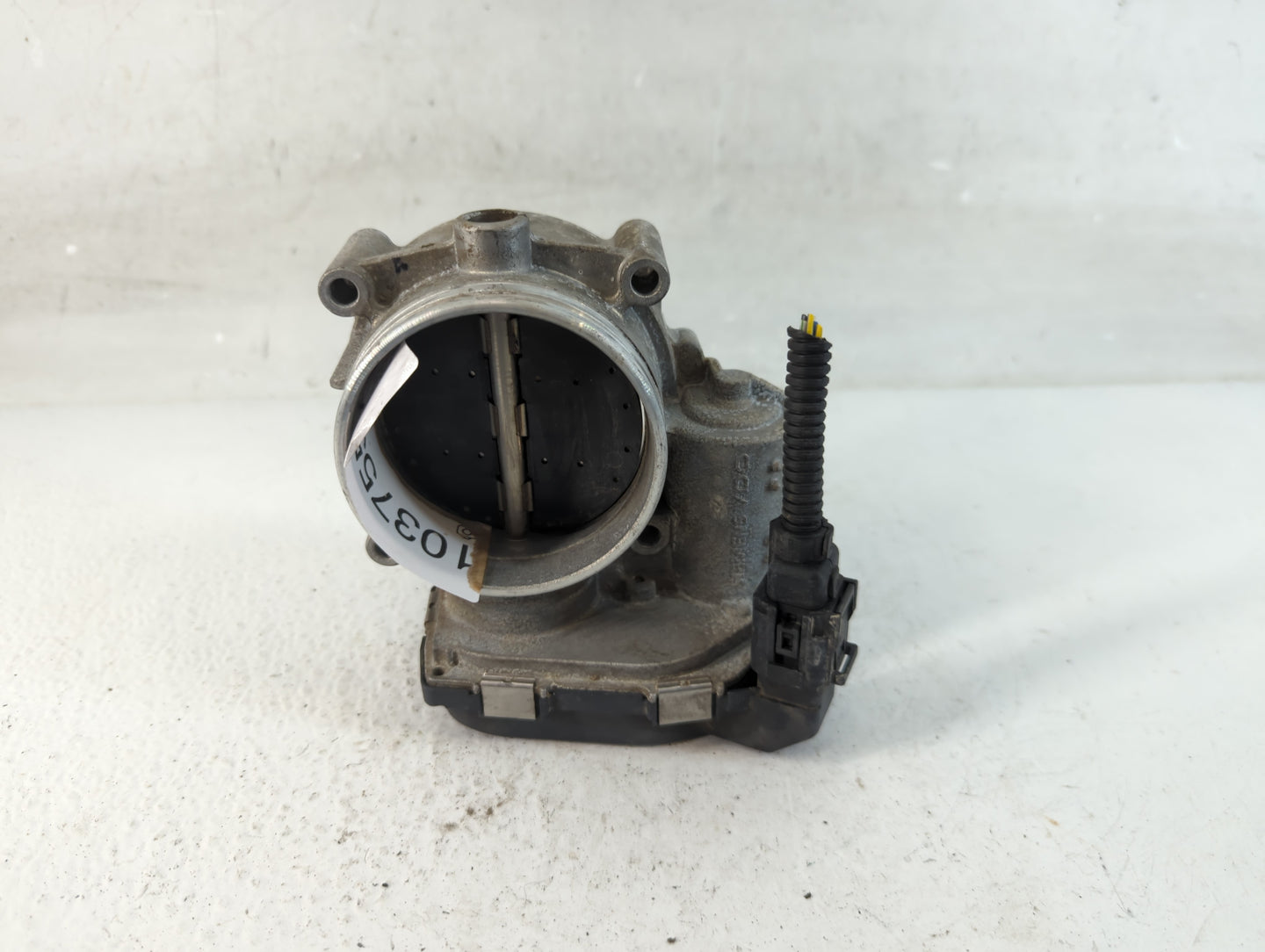 2007-2012 Bmw X3 Throttle Body P/N:7 556 118 0 Fits Fits 2007 2008 2009 2010 2011 2012 2013 OEM Used Auto Parts - Oemusedaut