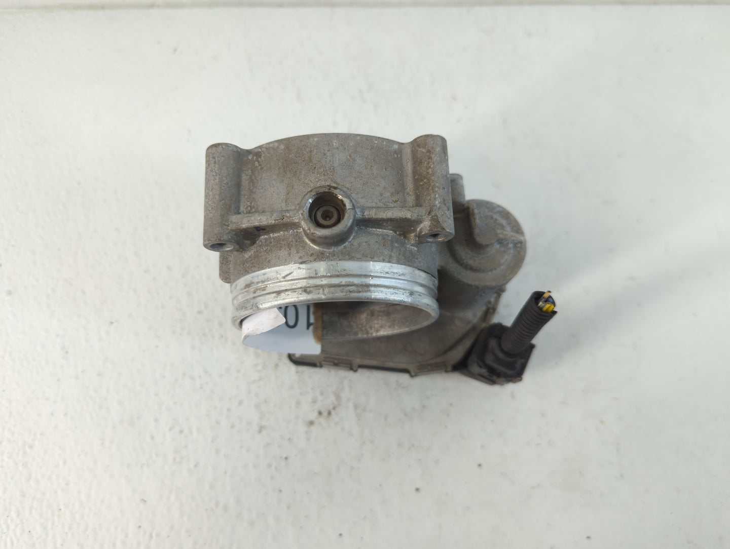 2007-2012 Bmw X3 Throttle Body P/N:7 556 118 0 Fits Fits 2007 2008 2009 2010 2011 2012 2013 OEM Used Auto Parts - Oemusedaut