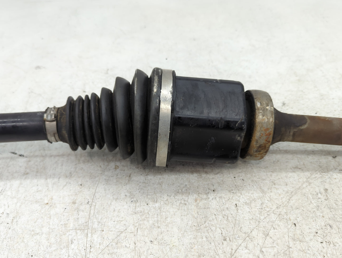 2008 Bmw X5 Axle Shaft Front Driver Cv C/v - Oemusedautoparts1.com