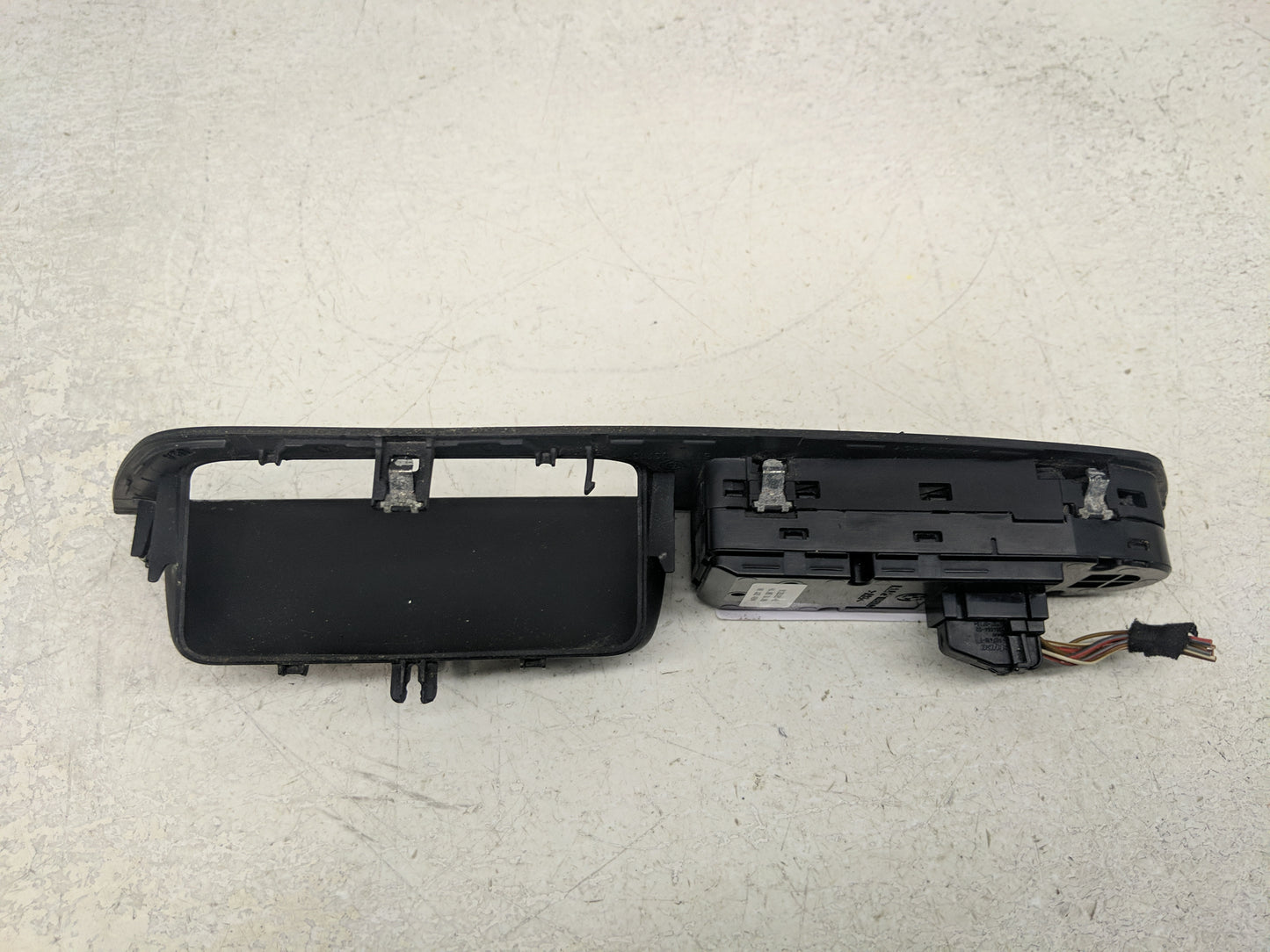 2007-2013 Bmw X5 Master Power Window Switch Replacement Driver Side Left P/N:9122121-01 Fits OEM Used Auto Parts - Oemusedau