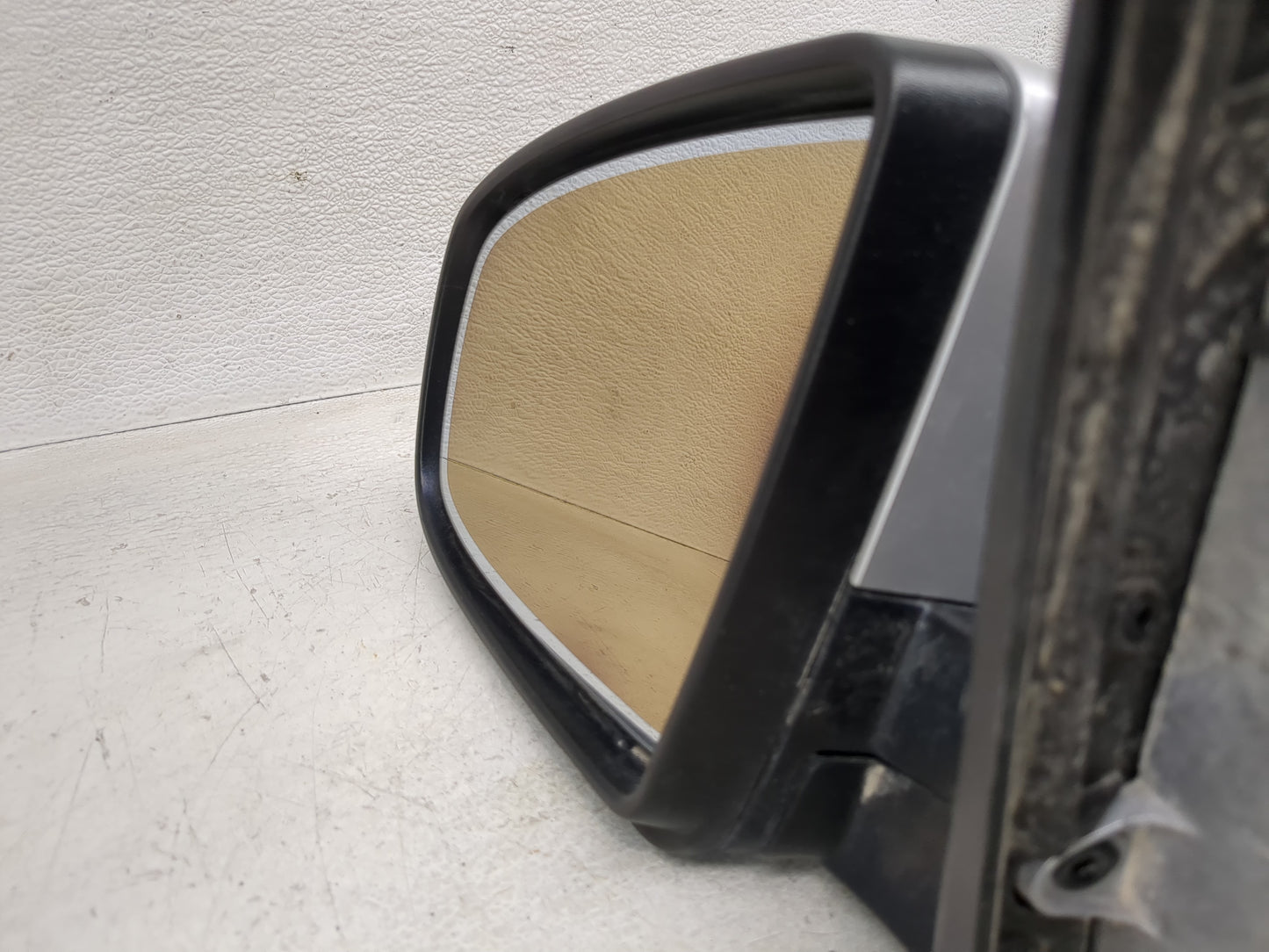 2007-2013 Bmw X5 Driver Side View Mirror - Left Door Mirror OEM Used - Oemusedautoparts1.com