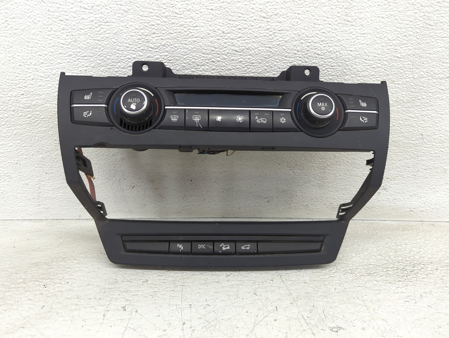 2007-2013 Bmw X5 Climate Control Module Temperature AC/Heater Replacement P/N:9165683-01/A Fits OEM Used Auto Parts - Oemuse
