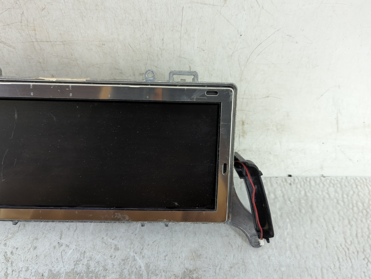 2007-2010 Bmw X5 Information Display Screen - Oemusedautoparts1.com