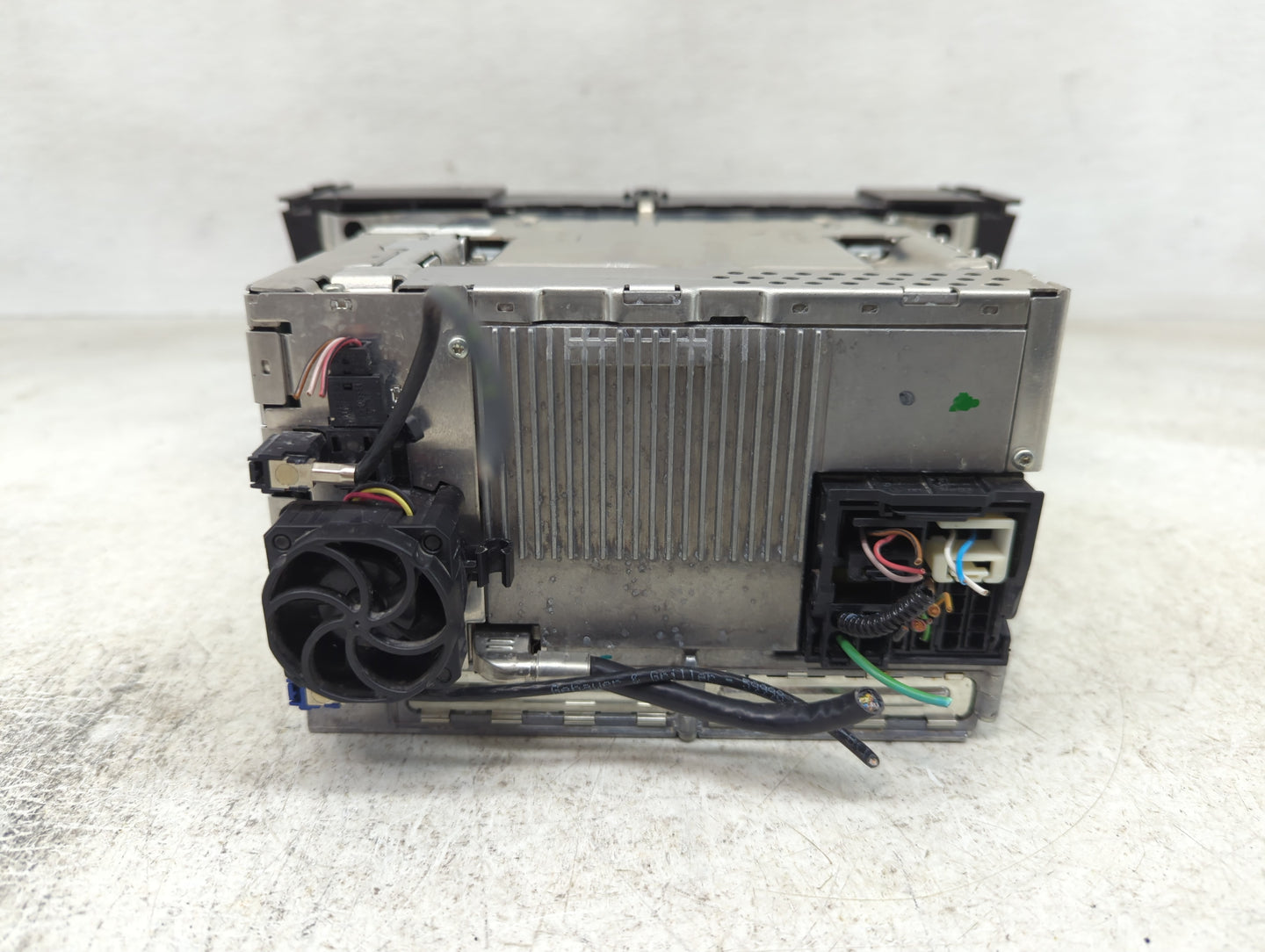 2007-2010 Bmw X5 Radio AM FM Cd Player Receiver Replacement P/N:65839165855 Fits Fits 2007 2008 2009 2010 OEM Used Auto Part