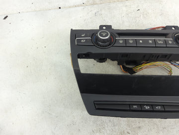 2007-2013 Bmw X5 Climate Control Module Temperature AC/Heater Replacement P/N:6131 6972779-03 502.185 Fits OEM Used Auto Parts
