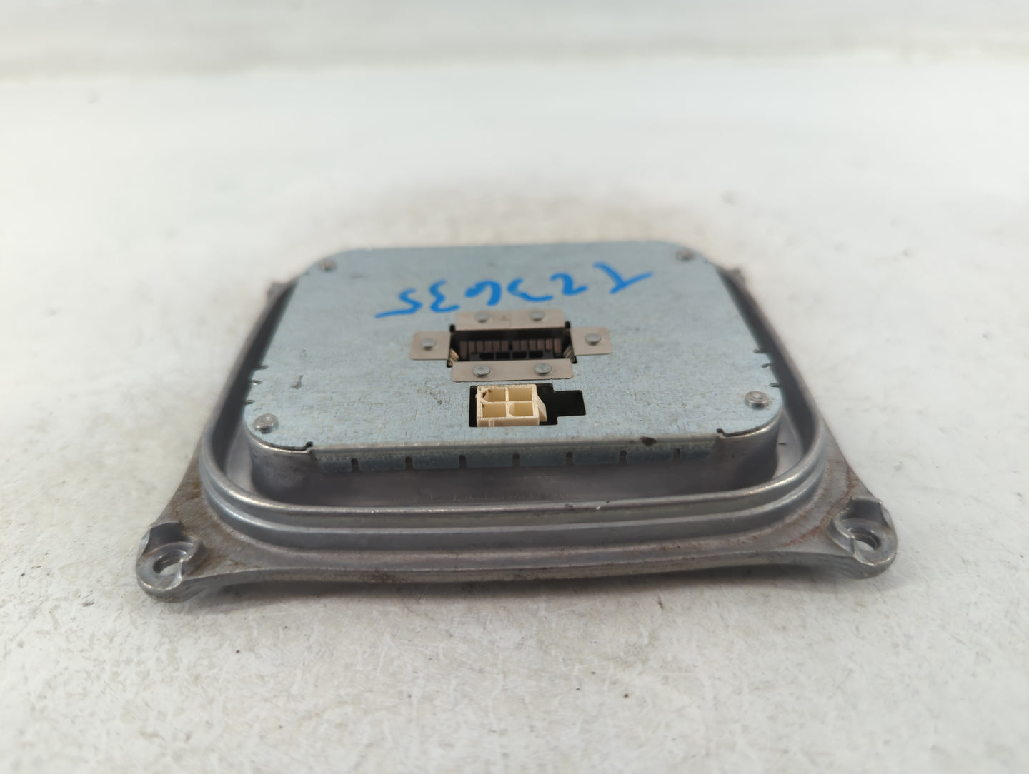 2007-2010 Bmw X5 Headlight Ballast Head Light Silver Steel Metallic - Oemusedautoparts1.com