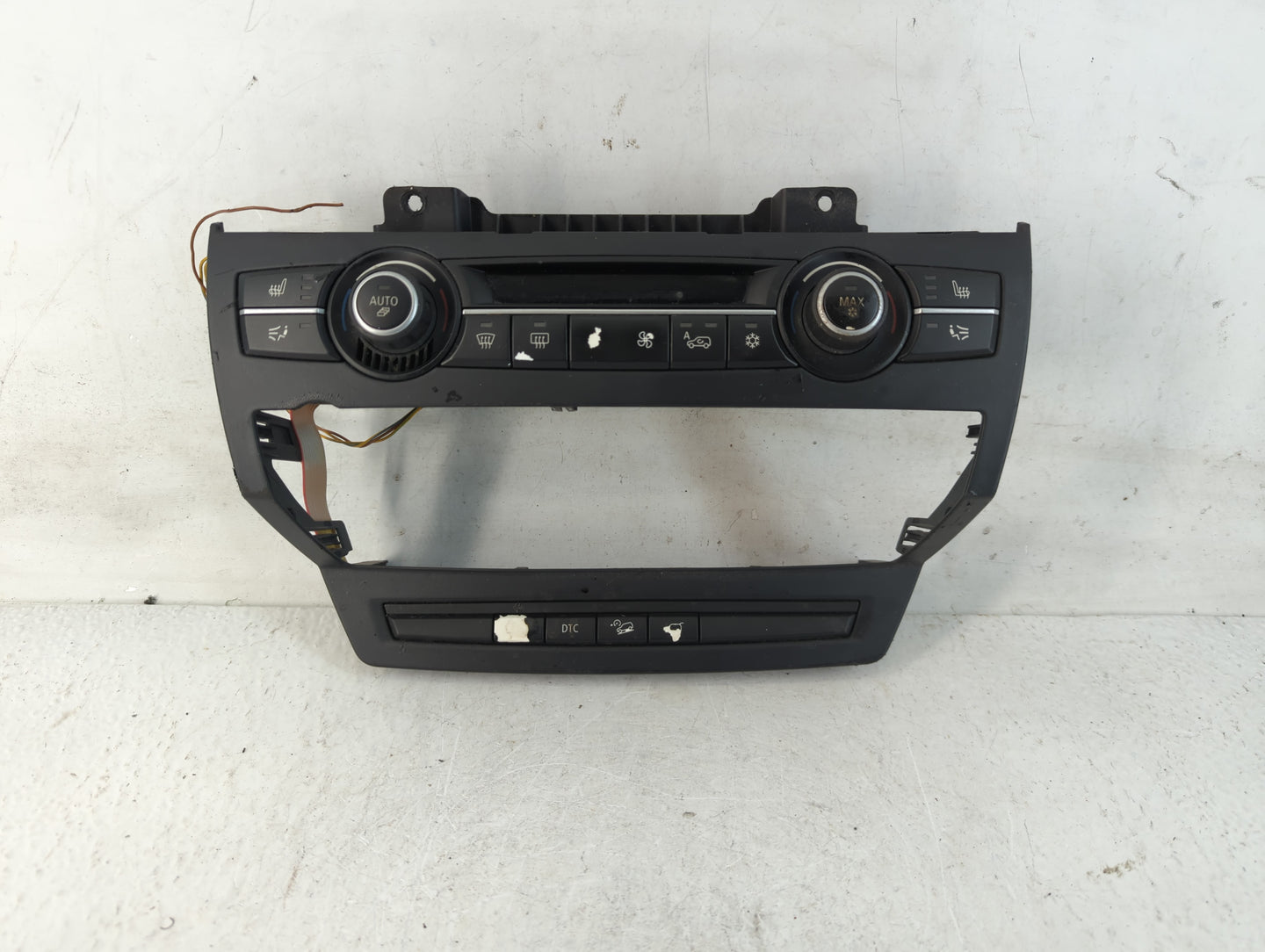 2007-2013 Bmw X5 Climate Control Module Temperature AC/Heater Replacement P/N:90025-242 9 178 006-01 Fits OEM Used Auto Part