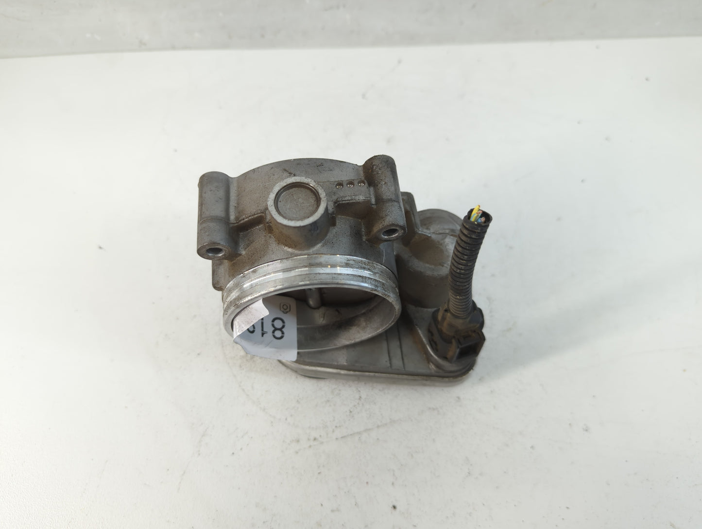2006-2008 Bmw Z4 Throttle Body P/N:1354 7 516 946 -04 Fits Fits 2006 2007 2008 OEM Used Auto Parts - Oemusedautoparts1.com
