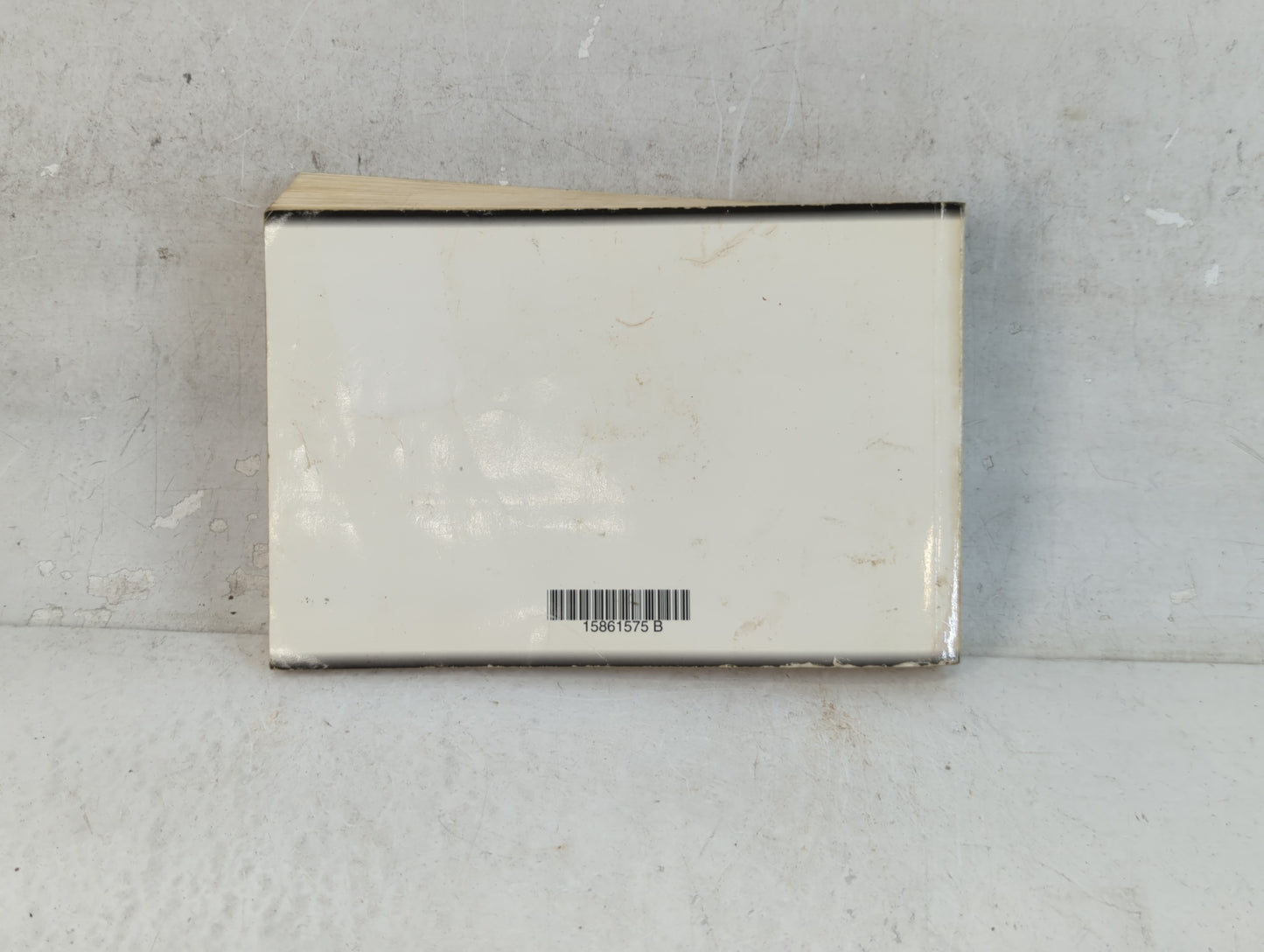 2008 Buick Enclave Owners Manual Book Guide P/N:15861575 B OEM Used Auto Parts - Oemusedautoparts1.com