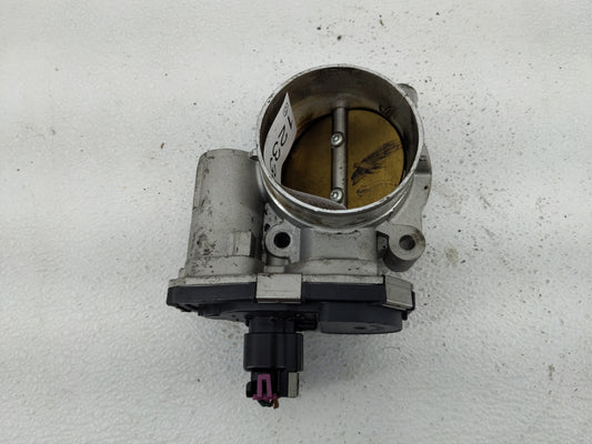 2008-2011 Buick Enclave Throttle Body P/N:F 00H 600 074 Fits Fits 2007 2008 2009 2010 2011 OEM Used Auto Parts - Oemusedauto
