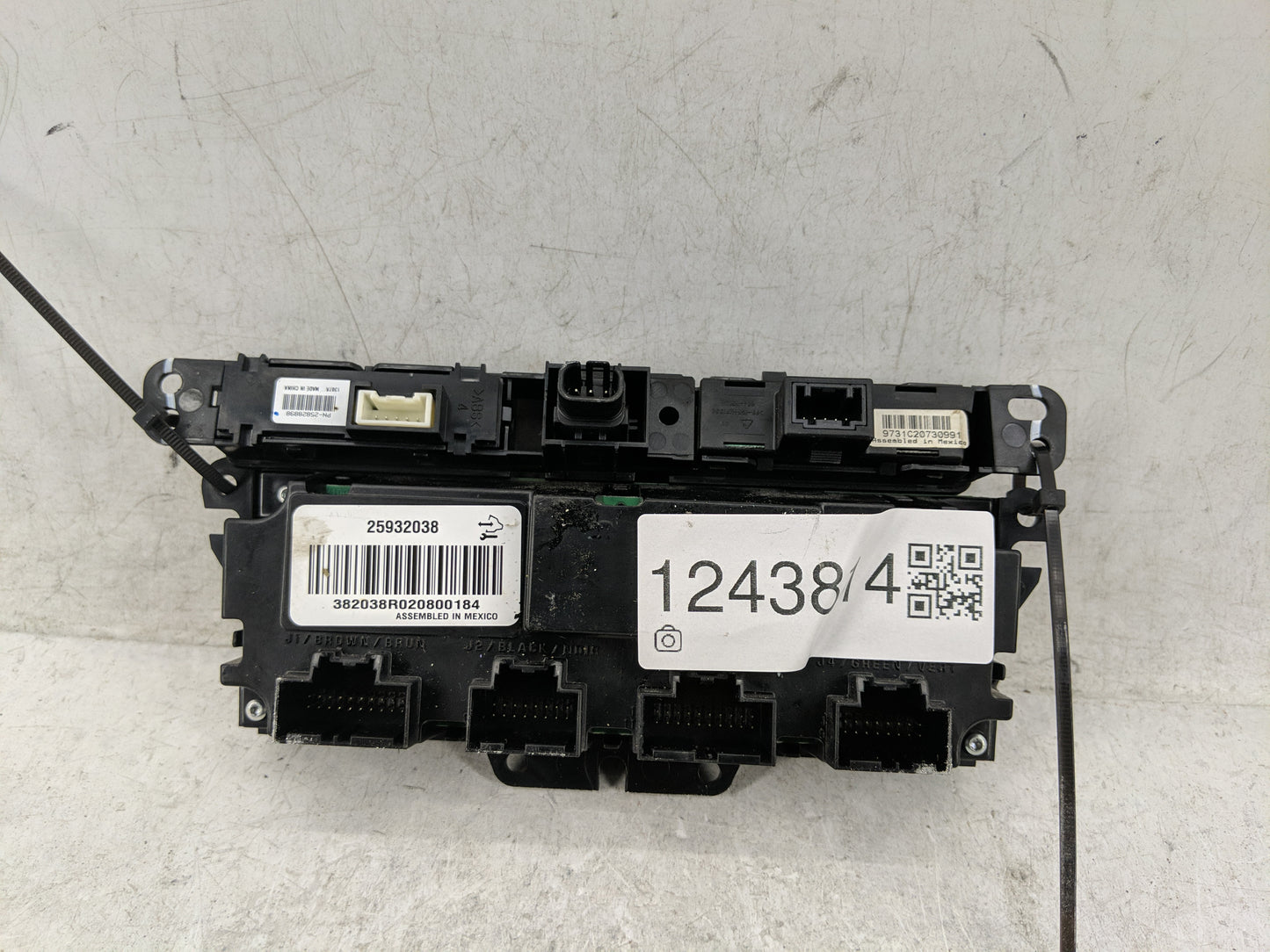 2008-2012 Buick Enclave Climate Control Module Temperature AC/Heater Replacement P/N:25932038 Fits Fits 2008 2009 2010 2011 