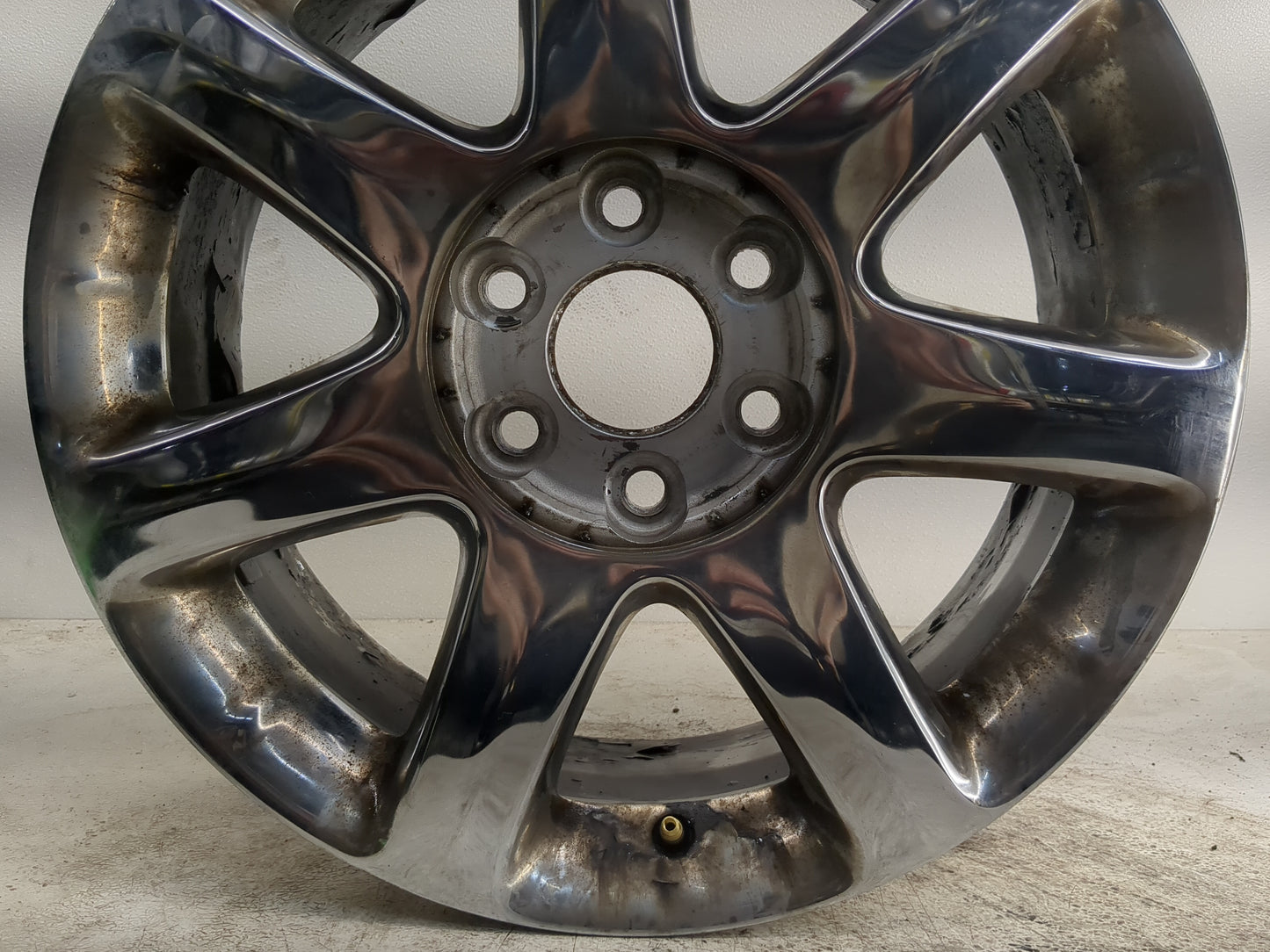 2008-2010 Buick Enclave Oem Wheel Rim 1264494 - Oemusedautoparts1.com