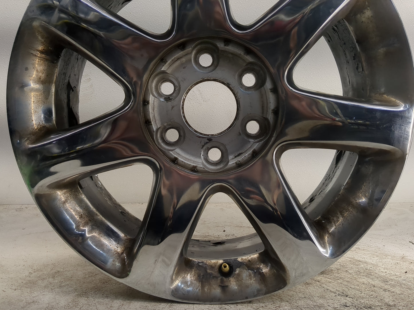 2008-2010 Buick Enclave Oem Wheel Rim 1264494 - Oemusedautoparts1.com