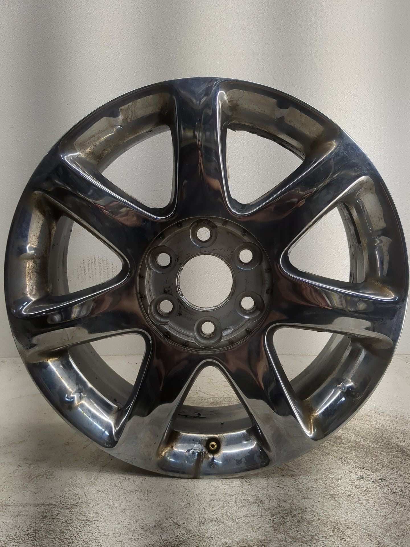 2008-2010 Buick Enclave Oem Wheel Rim 1264499 - Oemusedautoparts1.com