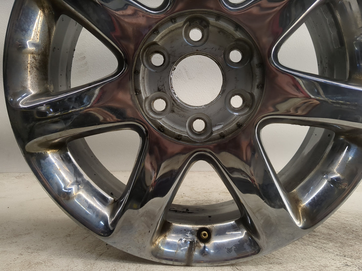 2008-2010 Buick Enclave Oem Wheel Rim 1264499 - Oemusedautoparts1.com