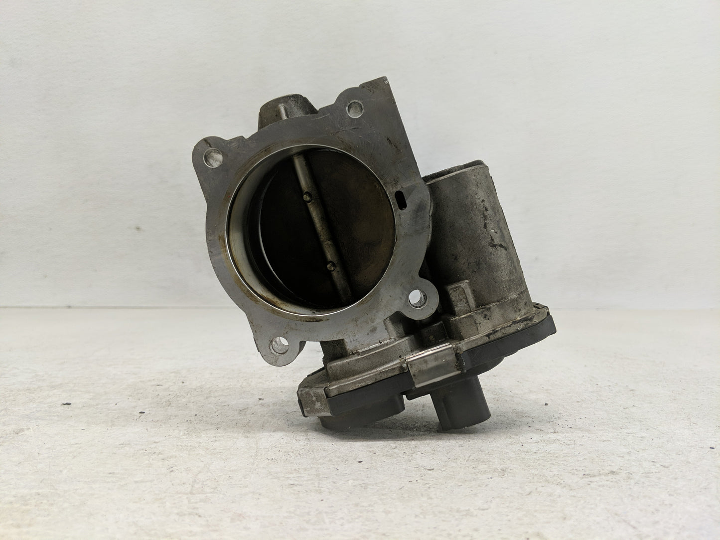2008 Buick Enclave Throttle Body Fits OEM Used Auto Parts - Oemusedautoparts1.com