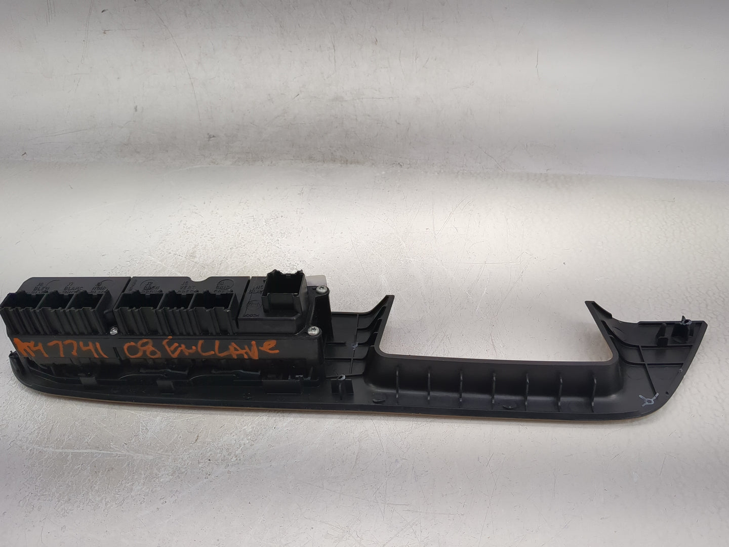 2008-2009 Buick Enclave Master Power Window Switch Replacement Driver Side Left P/N:25771895GG Fits Fits 2008 2009 OEM Used 