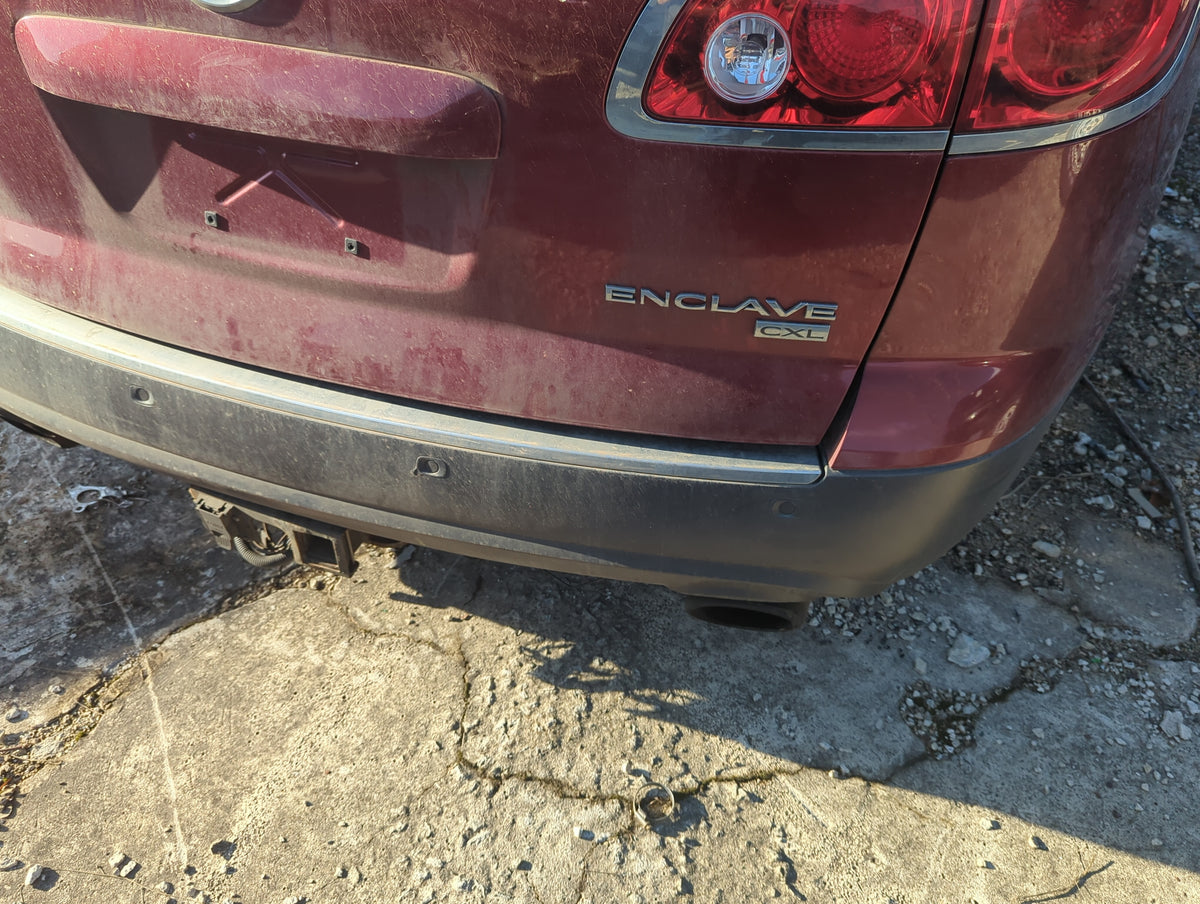 2008-2012 Buick Enclave Rear Bumper Assembly Oem 1374287 - Oemusedautoparts1.com