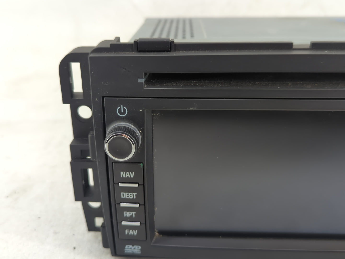 2008 Buick Enclave Radio AM FM Cd Player Receiver Replacement P/N:15921422 Fits OEM Used Auto Parts - Oemusedautoparts1.com