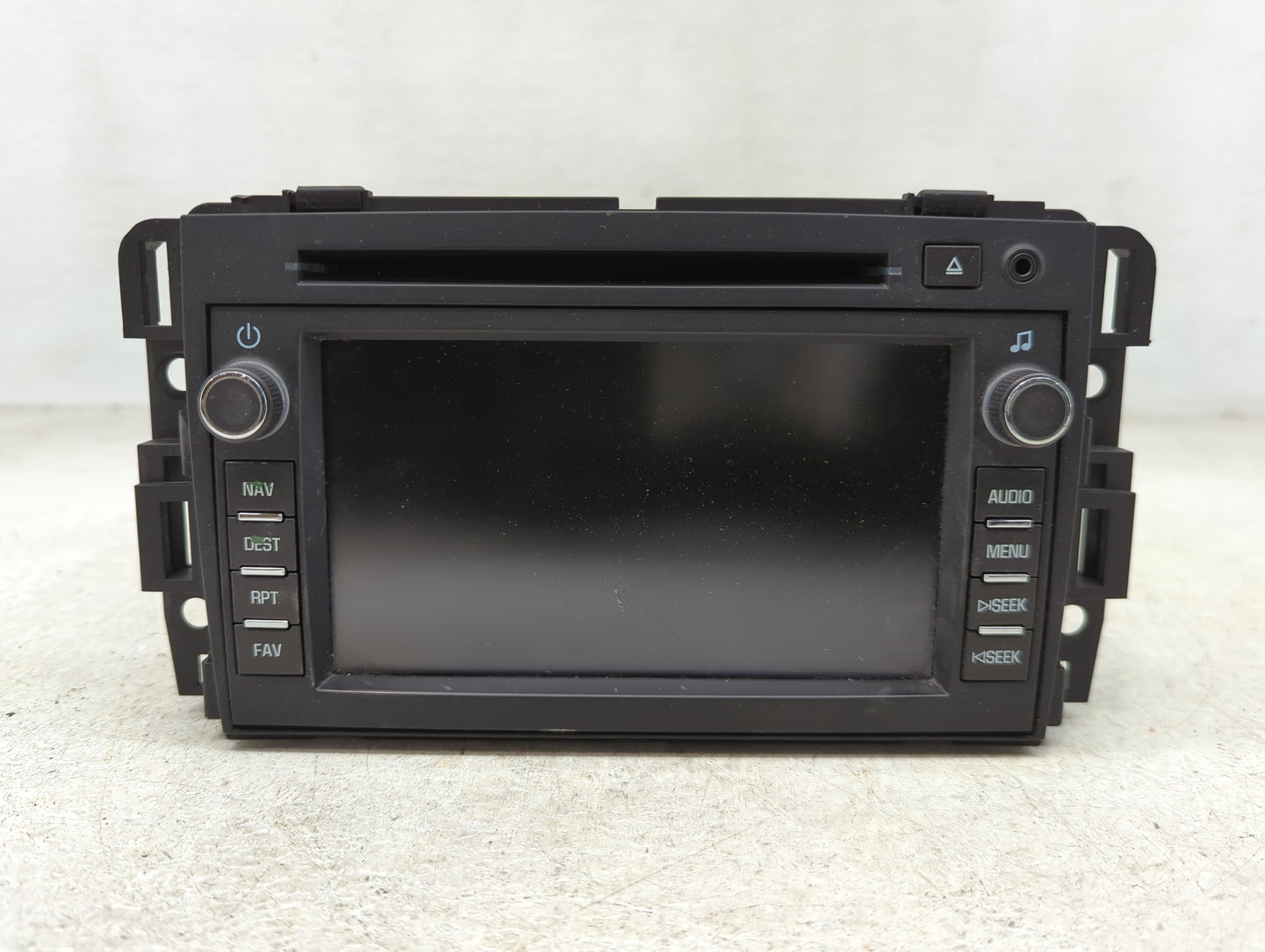 2008 Buick Enclave Radio AM FM Cd Player Receiver Replacement P/N:15921423 Fits OEM Used Auto Parts - Oemusedautoparts1.com