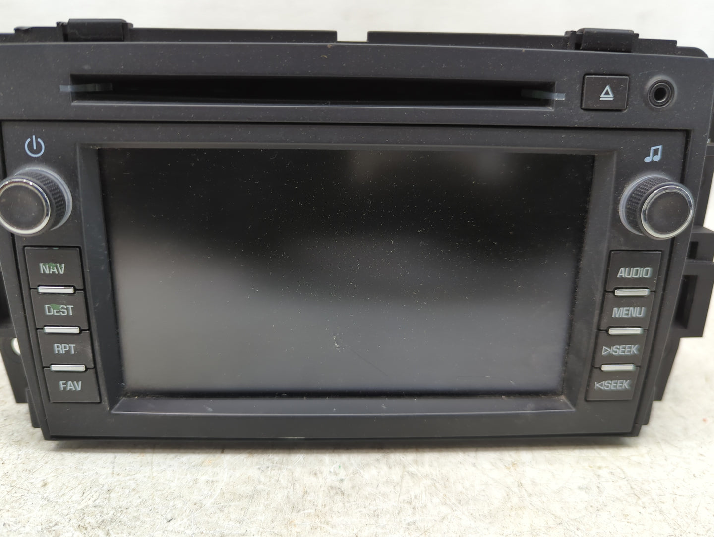 2008 Buick Enclave Radio AM FM Cd Player Receiver Replacement P/N:15921423 Fits OEM Used Auto Parts - Oemusedautoparts1.com