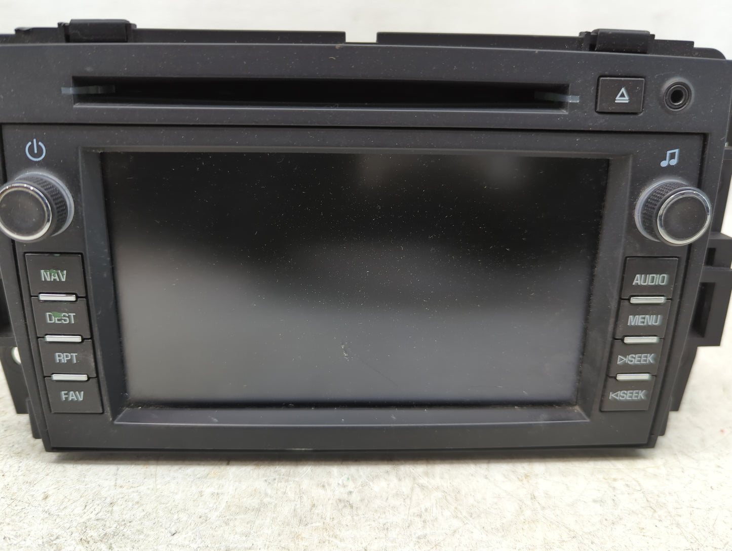 2008 Buick Enclave Radio AM FM Cd Player Receiver Replacement P/N:15921423 Fits OEM Used Auto Parts - Oemusedautoparts1.com