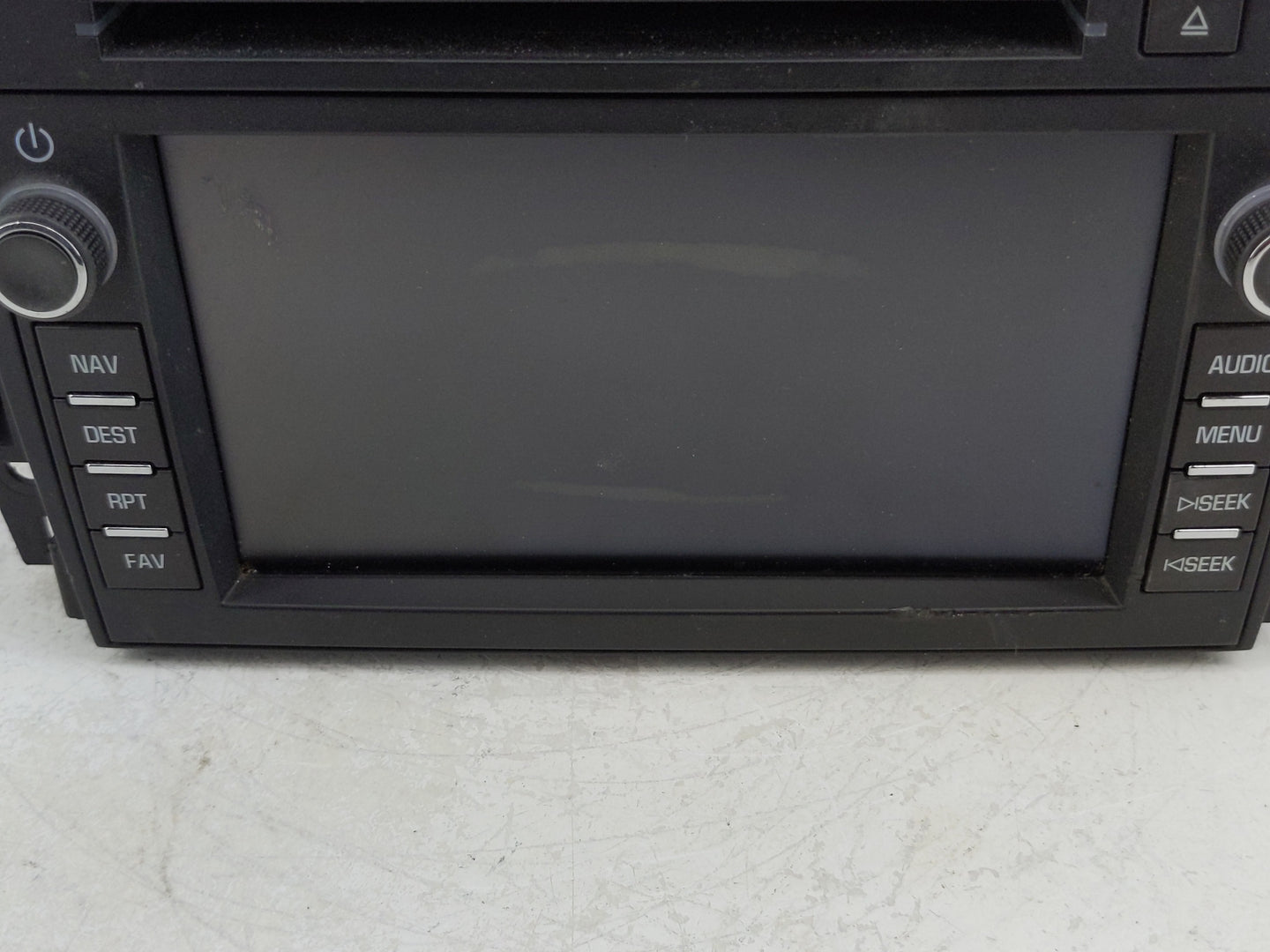 2008 Buick Enclave Radio AM FM Cd Player Receiver Replacement P/N:15921423 Fits OEM Used Auto Parts - Oemusedautoparts1.com
