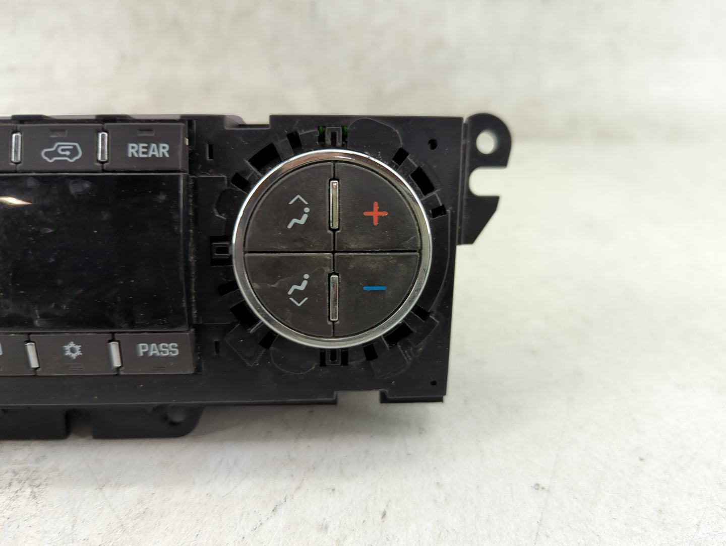2008-2012 Buick Enclave Climate Control Module Temperature AC/Heater Replacement P/N:25932038 382038R001830179 Fits OEM Used