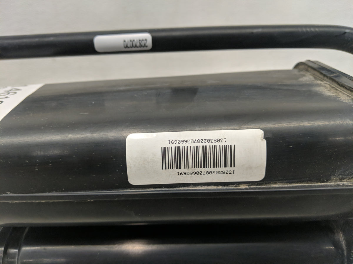 2008 Buick Enclave Fuel Vapor Charcoal Canister 1461930 - Oemusedautoparts1.com