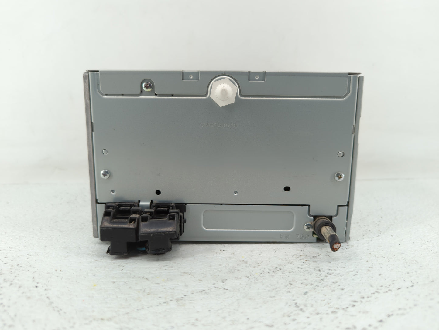 2008 Buick Enclave Radio AM FM Cd Player Receiver Replacement P/N:25831565 Fits OEM Used Auto Parts - Oemusedautoparts1.com