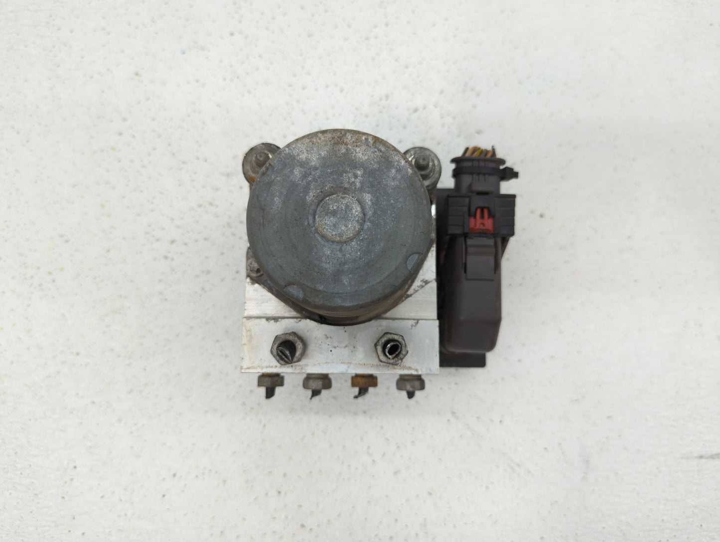 2008 Buick Enclave ABS Pump Control Module Replacement P/N:25860505 Fits OEM Used Auto Parts - Oemusedautoparts1.com