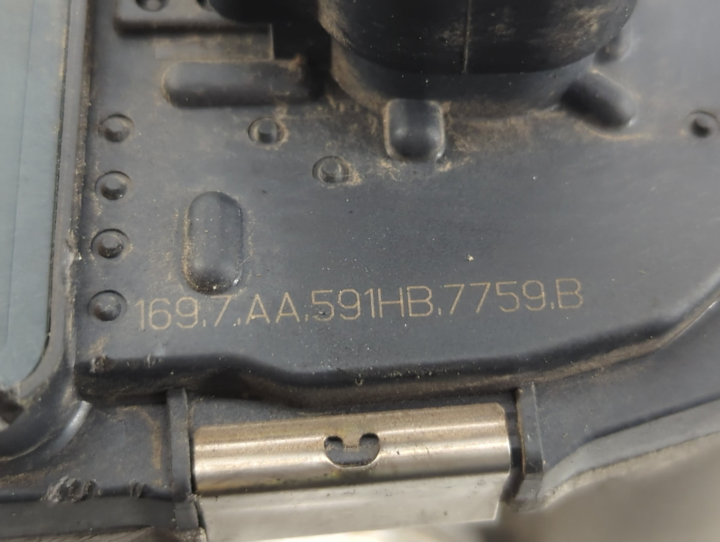 2008-2011 Buick Enclave Throttle Body P/N:591HB 995AA Fits Fits 2007 2008 2009 2010 2011 OEM Used Auto Parts - Oemusedautopa