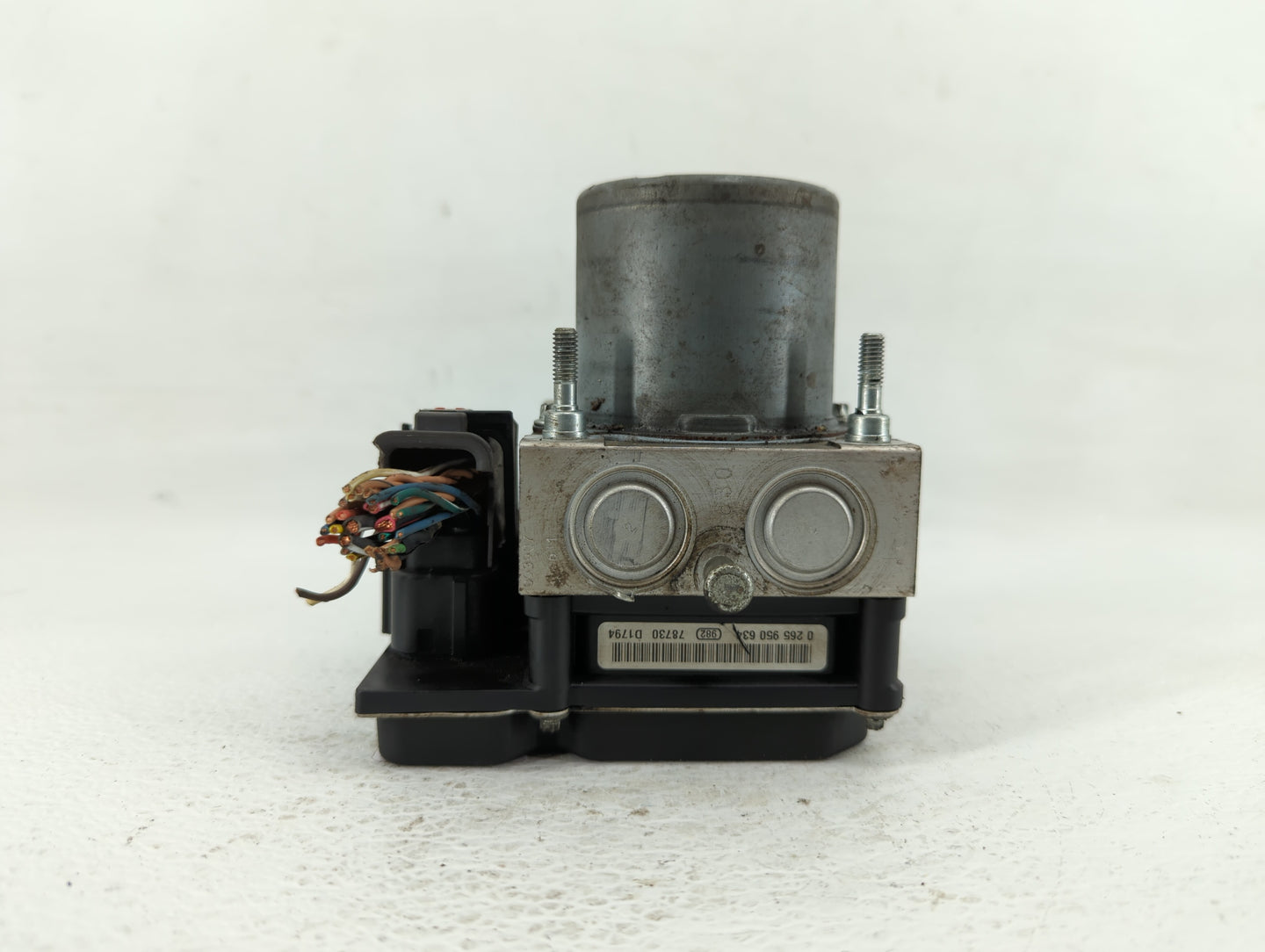 2008 Buick Enclave ABS Pump Control Module Replacement P/N:25812785 25860505, 25848310 Fits OEM Used Auto Parts - Oemusedaut