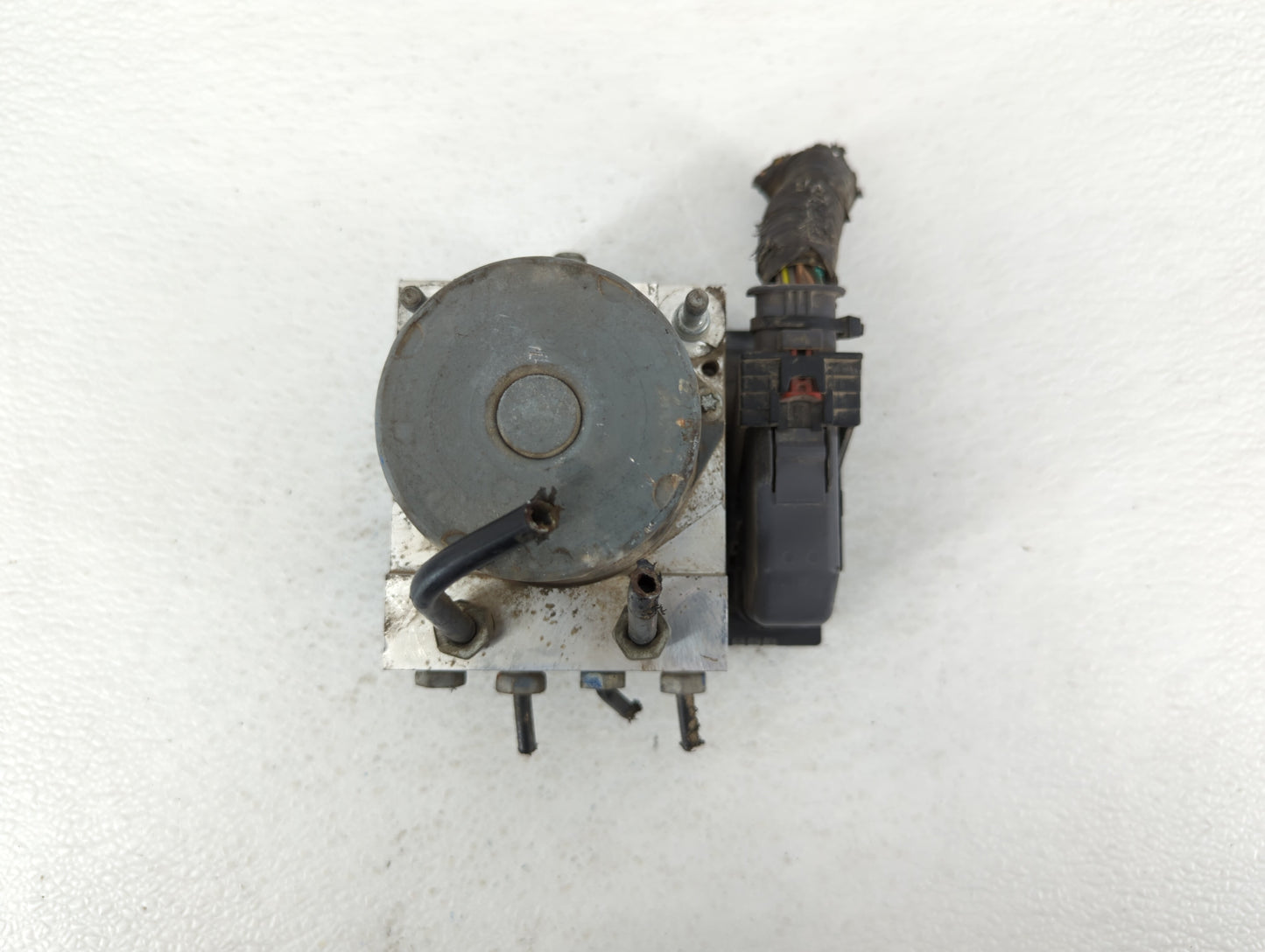 2008 Buick Enclave ABS Pump Control Module Replacement P/N:25860505 25812785, 25848310 Fits OEM Used Auto Parts - Oemusedaut