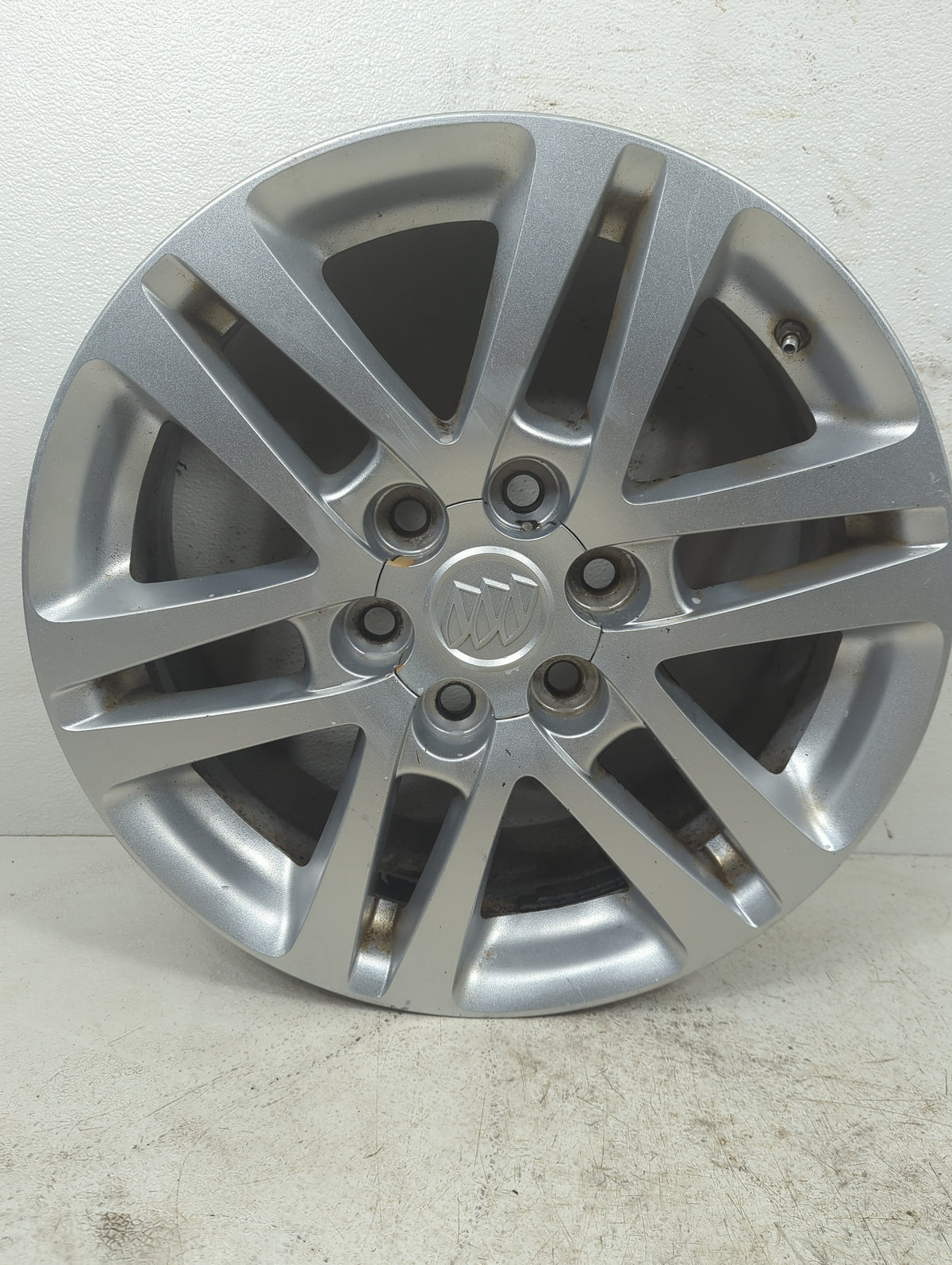 2008 Buick Enclave Oem Wheel Rim 5033403 - Oemusedautoparts1.com
