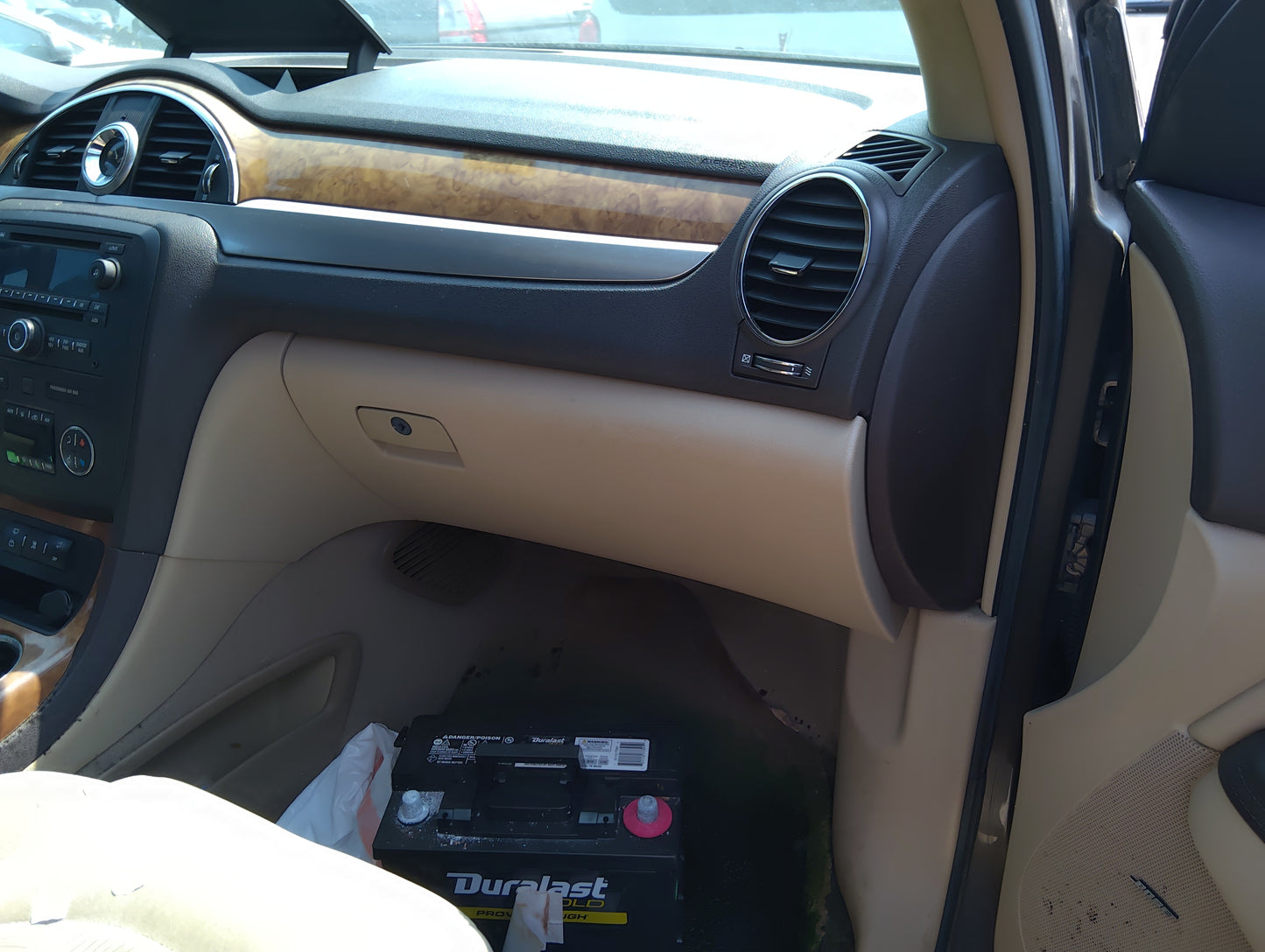 2008 Buick Enclave Passenger Glove Box Door Storage Compartment 5033428 - Oemusedautoparts1.com