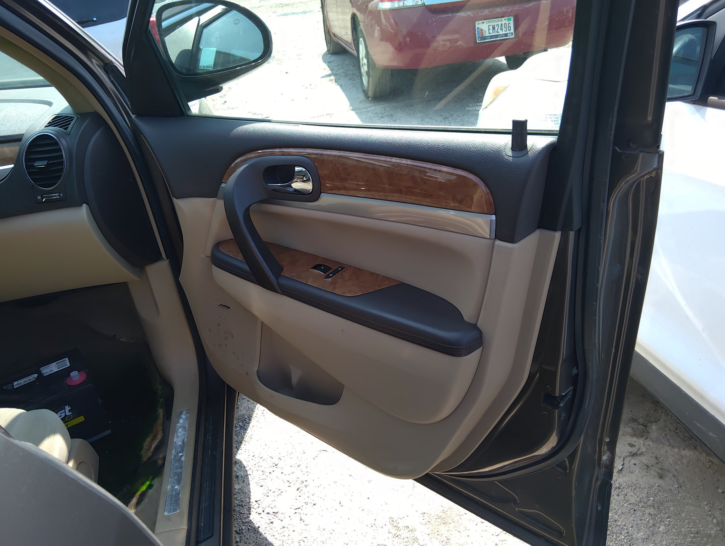 2008 Buick Enclave Front Right Passenger Interior Door Panel Trim 5033429 - Oemusedautoparts1.com