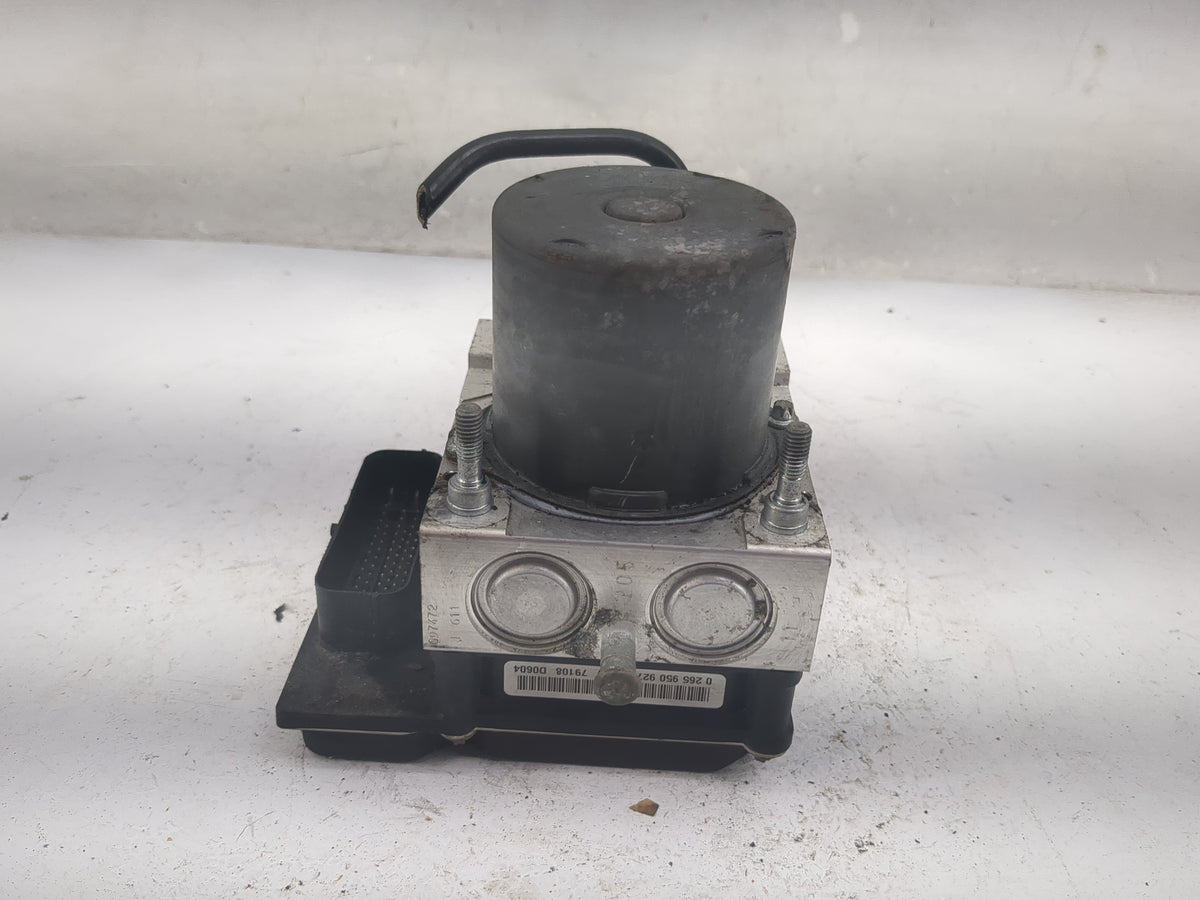 2008 Buick Enclave Anti-Lock Brake ABS Pump Module Actuator OEM Fits OEM Used Auto Parts - Oemusedautoparts1.com