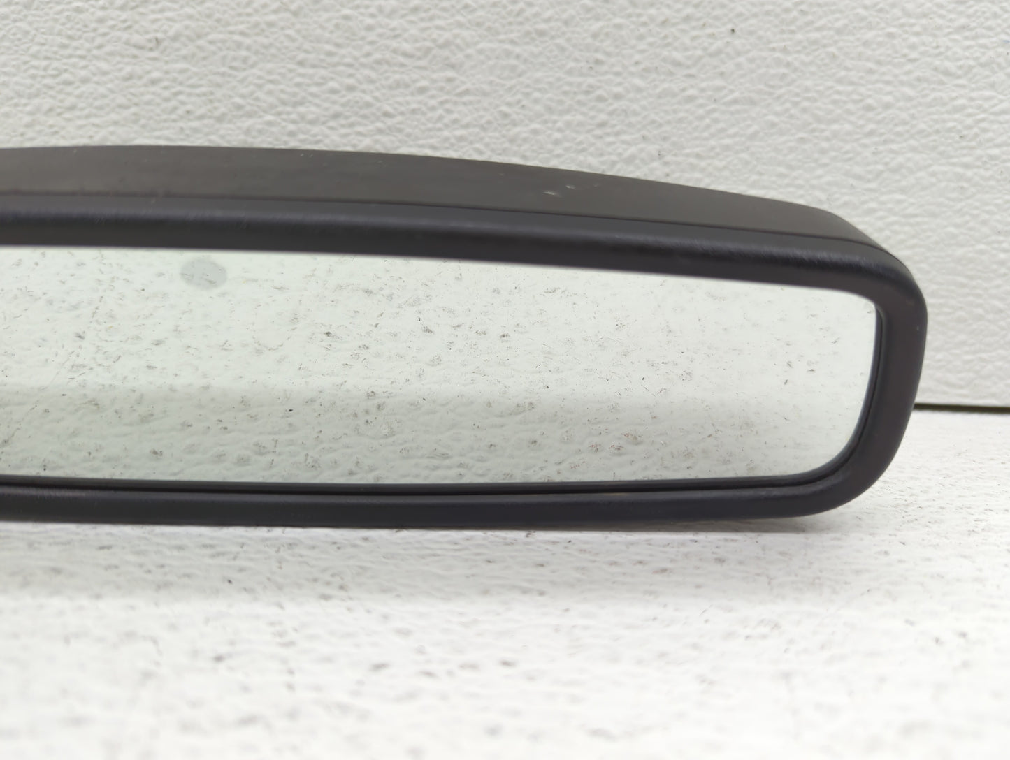 2008 Buick Enclave Interior Rear View Mirror Replacement OEM P/N:E11026533 Fits Fits 2006 2007 2009 2010 2011 2012 OEM Used 