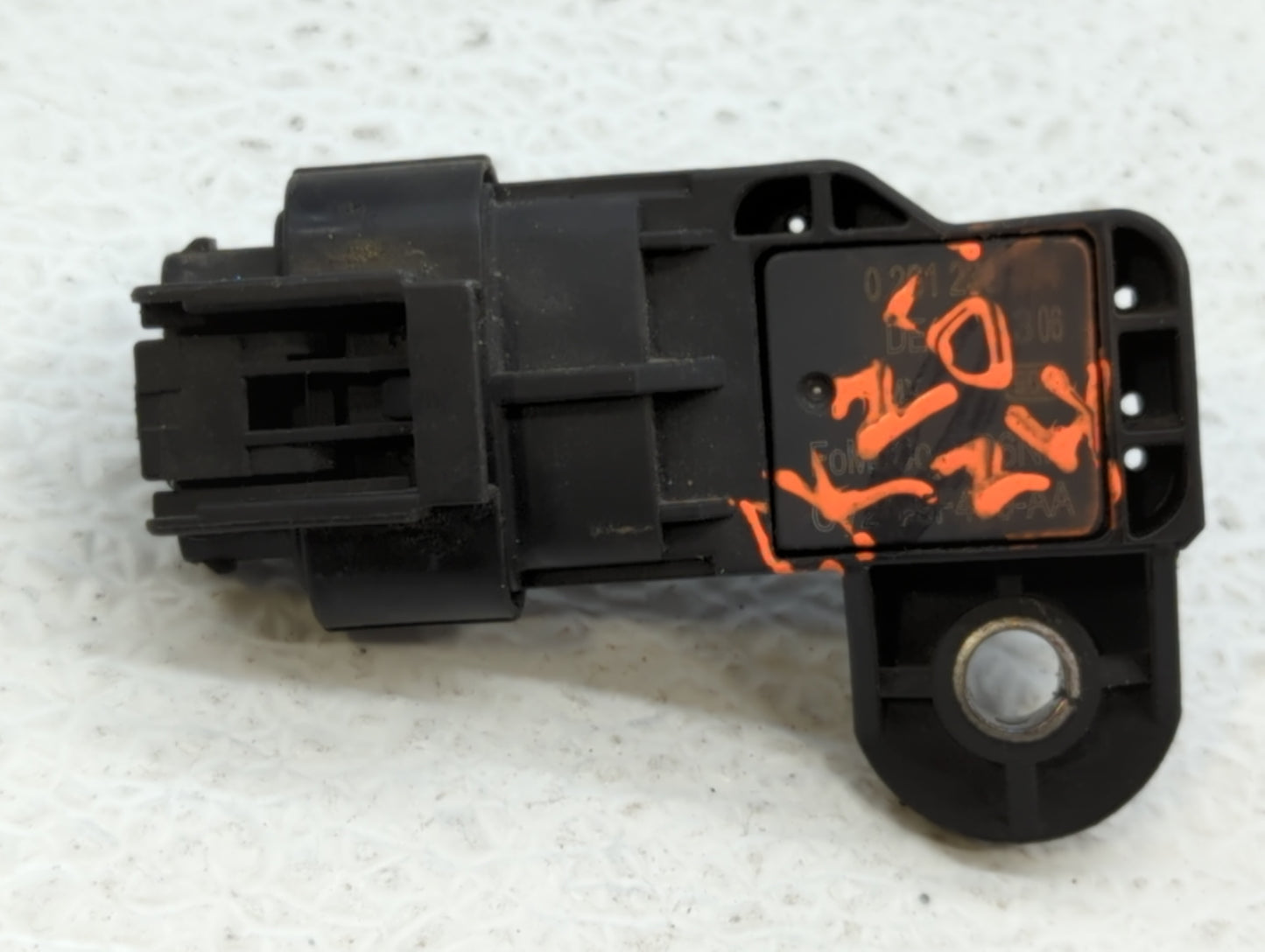 2008-2008 Buick Enclave Mass Air Flow Meter Maf - Oemusedautoparts1.com