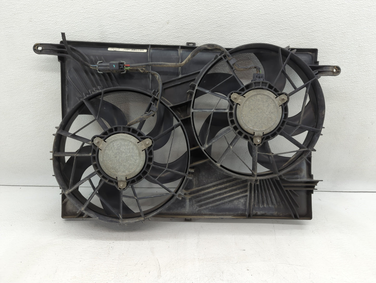 2008-2017 Buick Enclave Left Radiator Fan Motor Assembly Black - Oemusedautoparts1.com