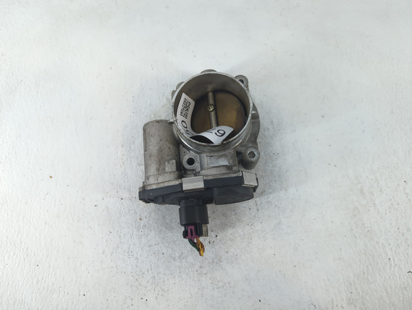 2008-2011 Buick Enclave Throttle Body P/N:3137AA995AA3707B Fits Fits 2007 2008 2009 2010 2011 OEM Used Auto Parts - Oemuseda