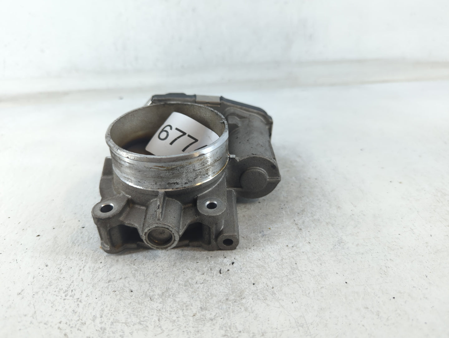 2008-2011 Buick Enclave Throttle Body P/N:3137AA995AA3707B Fits Fits 2007 2008 2009 2010 2011 OEM Used Auto Parts - Oemuseda