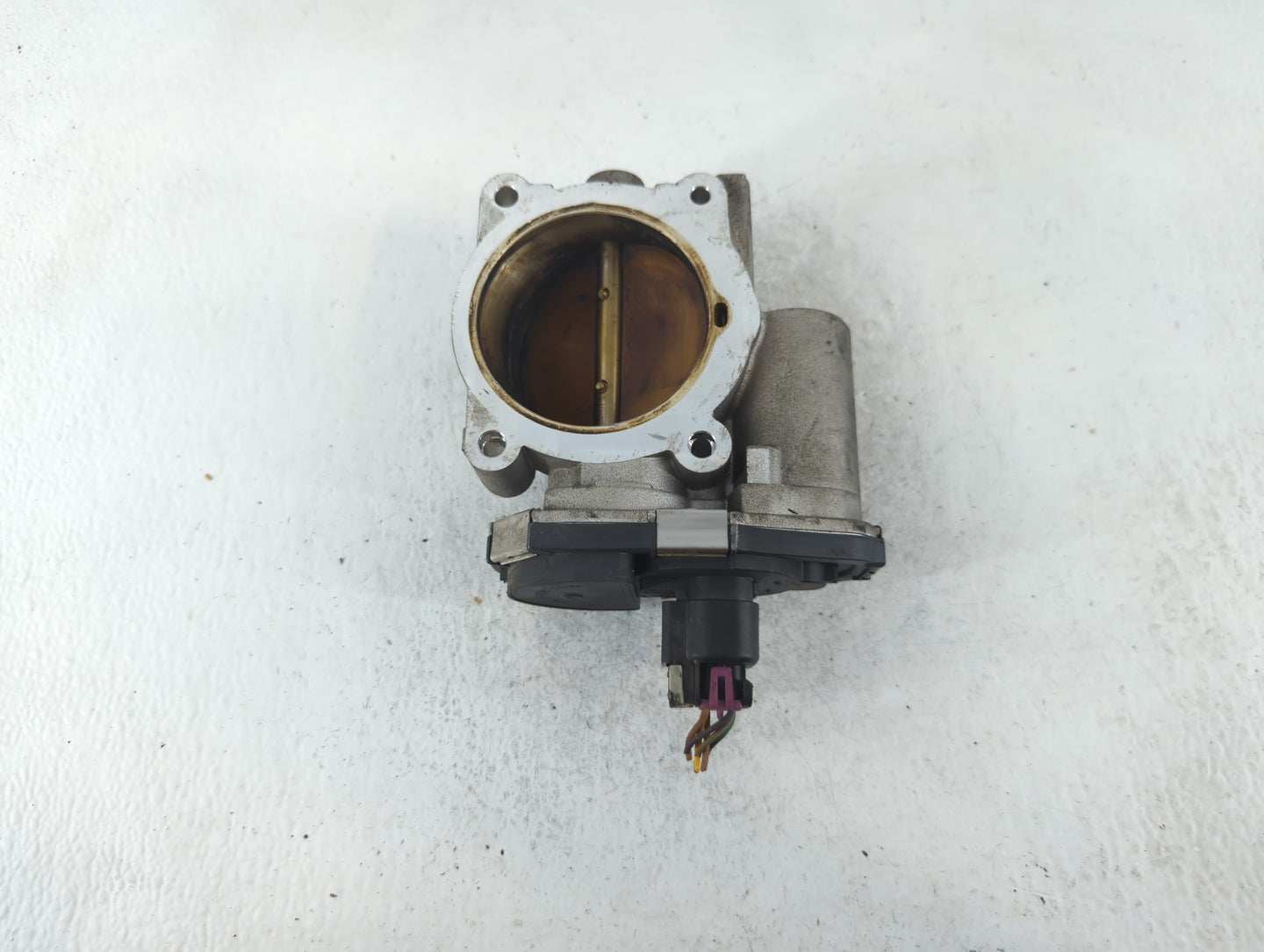 2008-2011 Buick Enclave Throttle Body P/N:3137AA995AA3707B Fits Fits 2007 2008 2009 2010 2011 OEM Used Auto Parts - Oemuseda