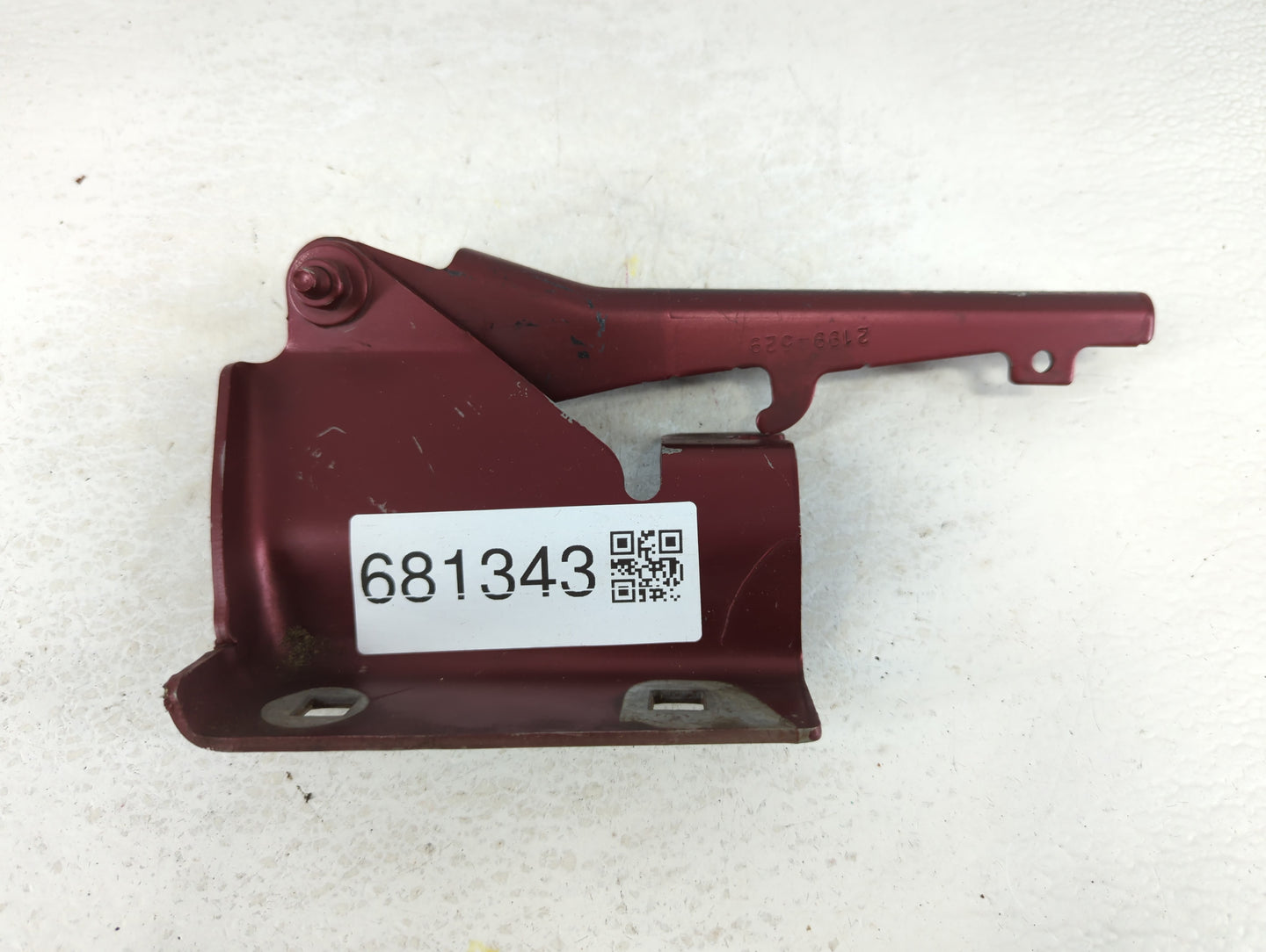 2008 Buick Enclave Driver Left Hood Hinge 681343 - Oemusedautoparts1.com