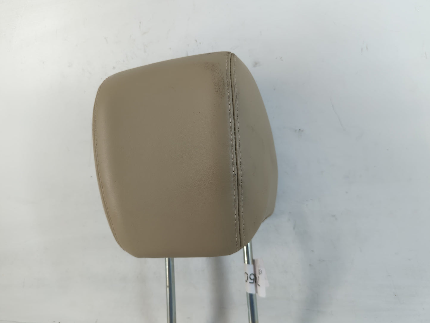 2008 Buick Enclave Headrest Head Rest Front Driver Passenger Seat Fits OEM Used Auto Parts - Oemusedautoparts1.com