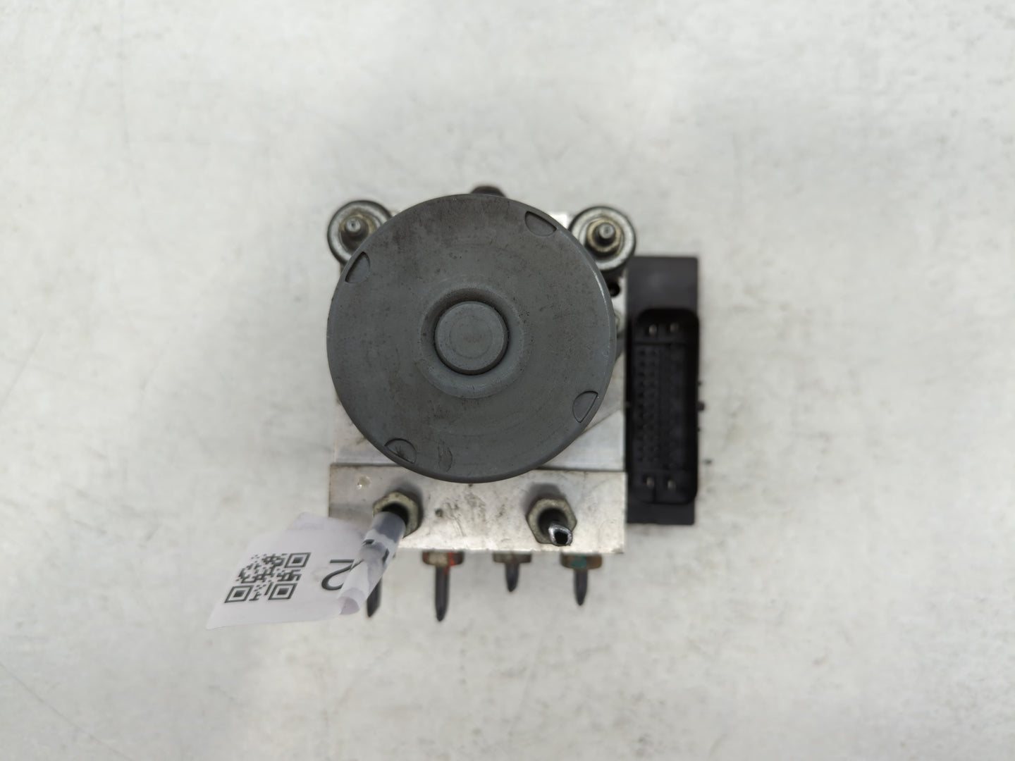 2008 Buick Enclave ABS Pump Control Module Replacement P/N:20314 D1123 0 265 950 927 Fits OEM Used Auto Parts - Oemusedautop